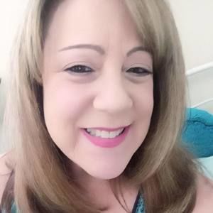 Meet your Posher, Claudia